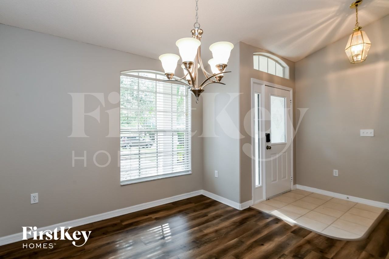 15105 Greater Groves Blvd - Photo 7 of 16