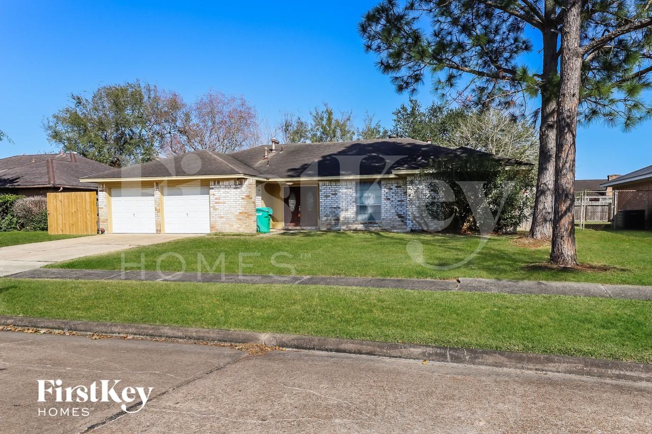 10715 Kirkvale Dr - Photo 2 of 15