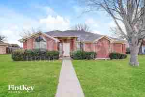 featured image of 912 Winterbury Ct