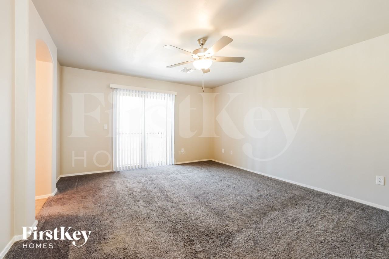 200 E Imperial Ct - Photo 7 of 16