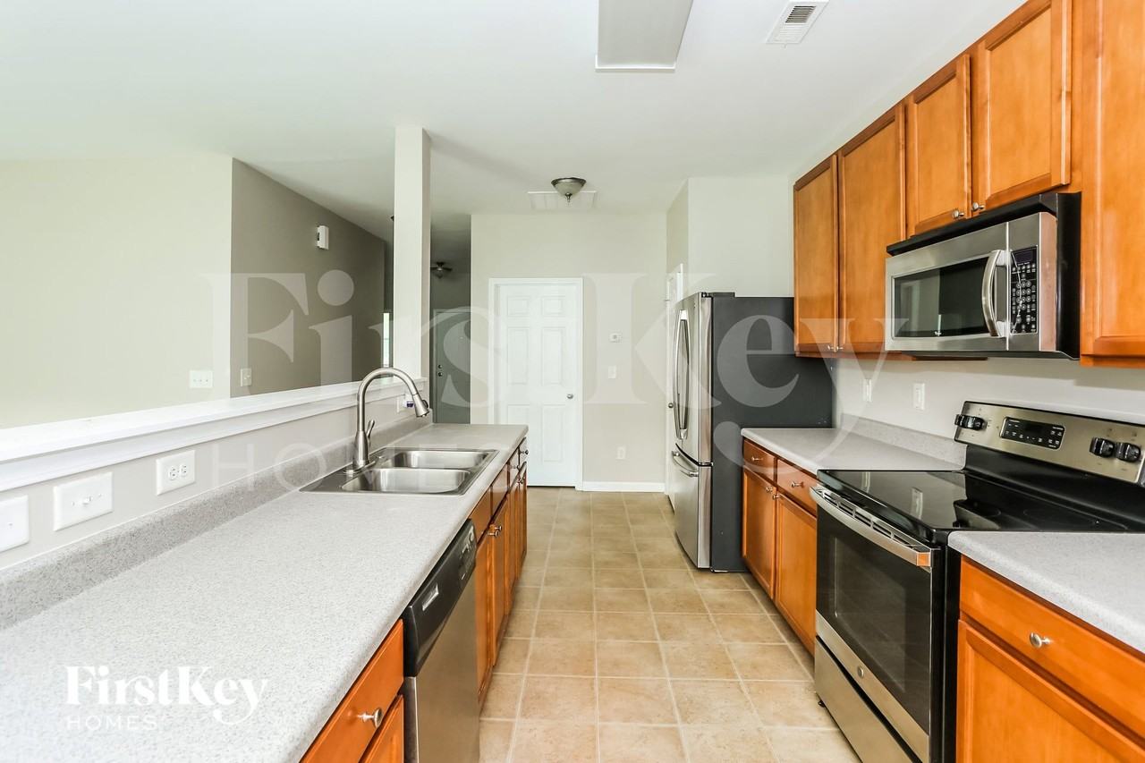 9026 Paddle Oak Rd - Photo 6 of 15
