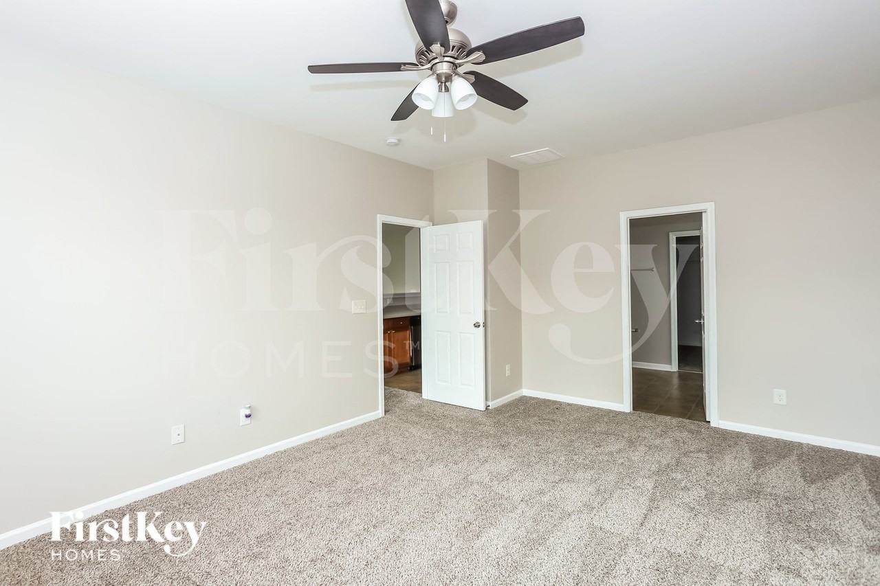 9026 Paddle Oak Rd - Photo 7 of 15