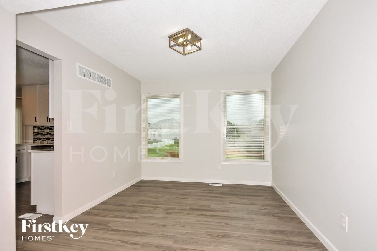 169 Dusty Rose Dr - Photo 5 of 15