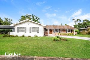 featured image of 504 Saint Dunstan Way