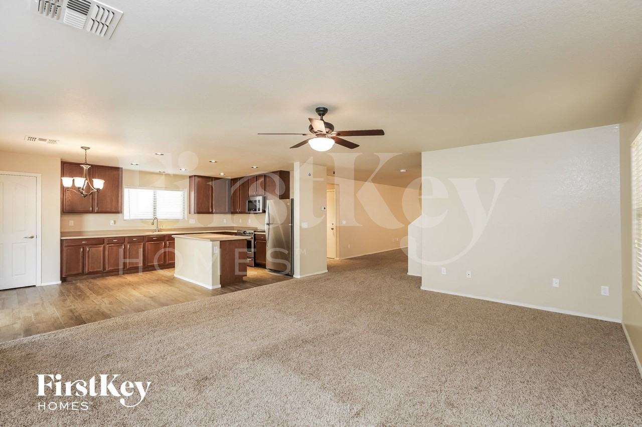 21172 E Avenida Del Valle - Photo 5 of 15