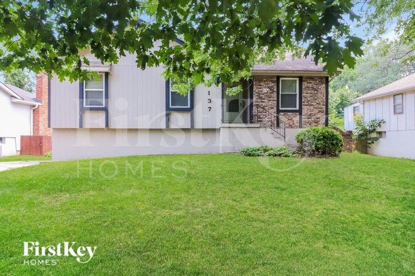 9137 E 90th Ter