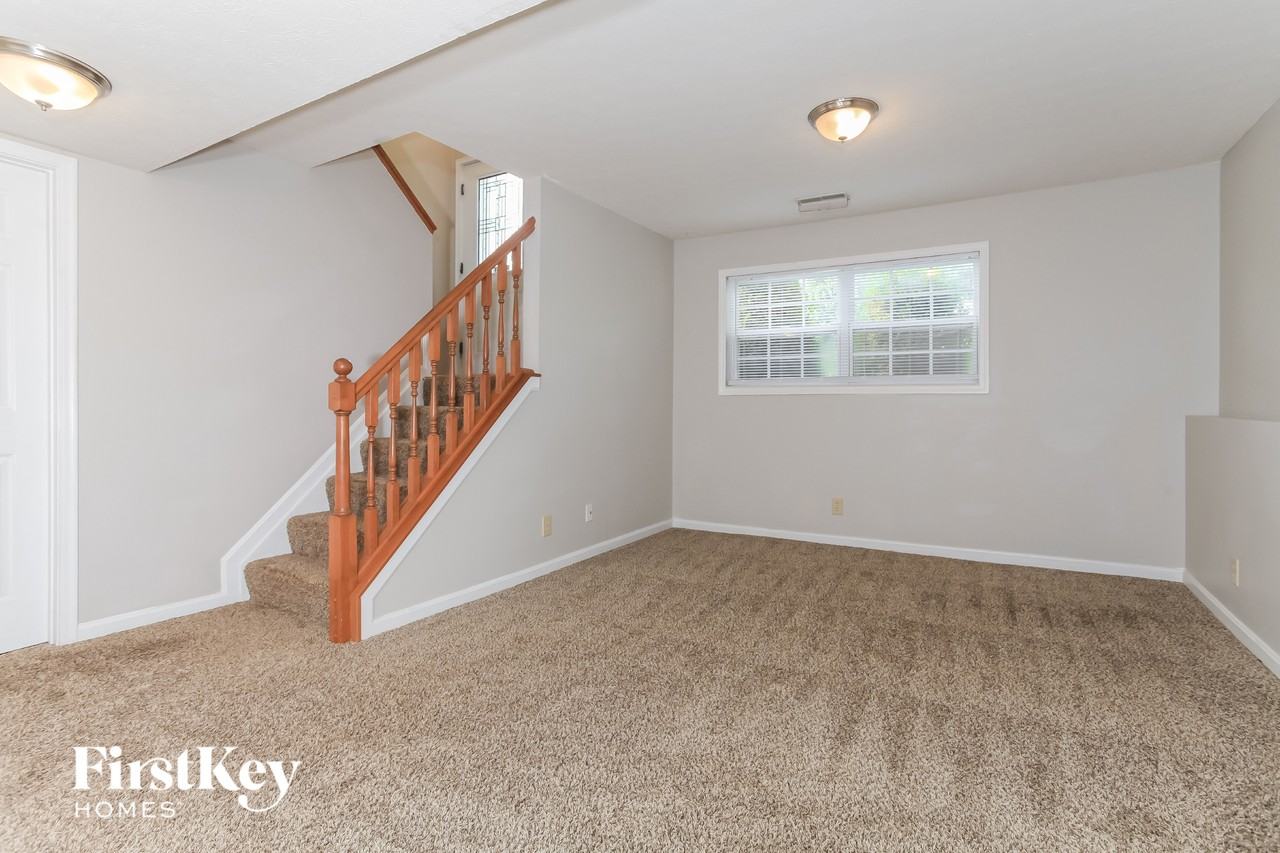 7386 Sterling Springs Way - Photo 3 of 15