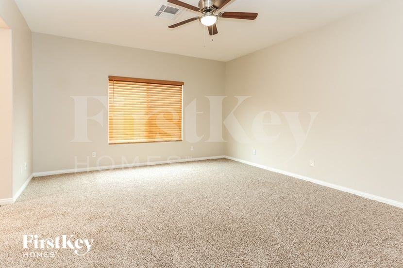 6857 N Campbell Rd - Photo 6 of 15