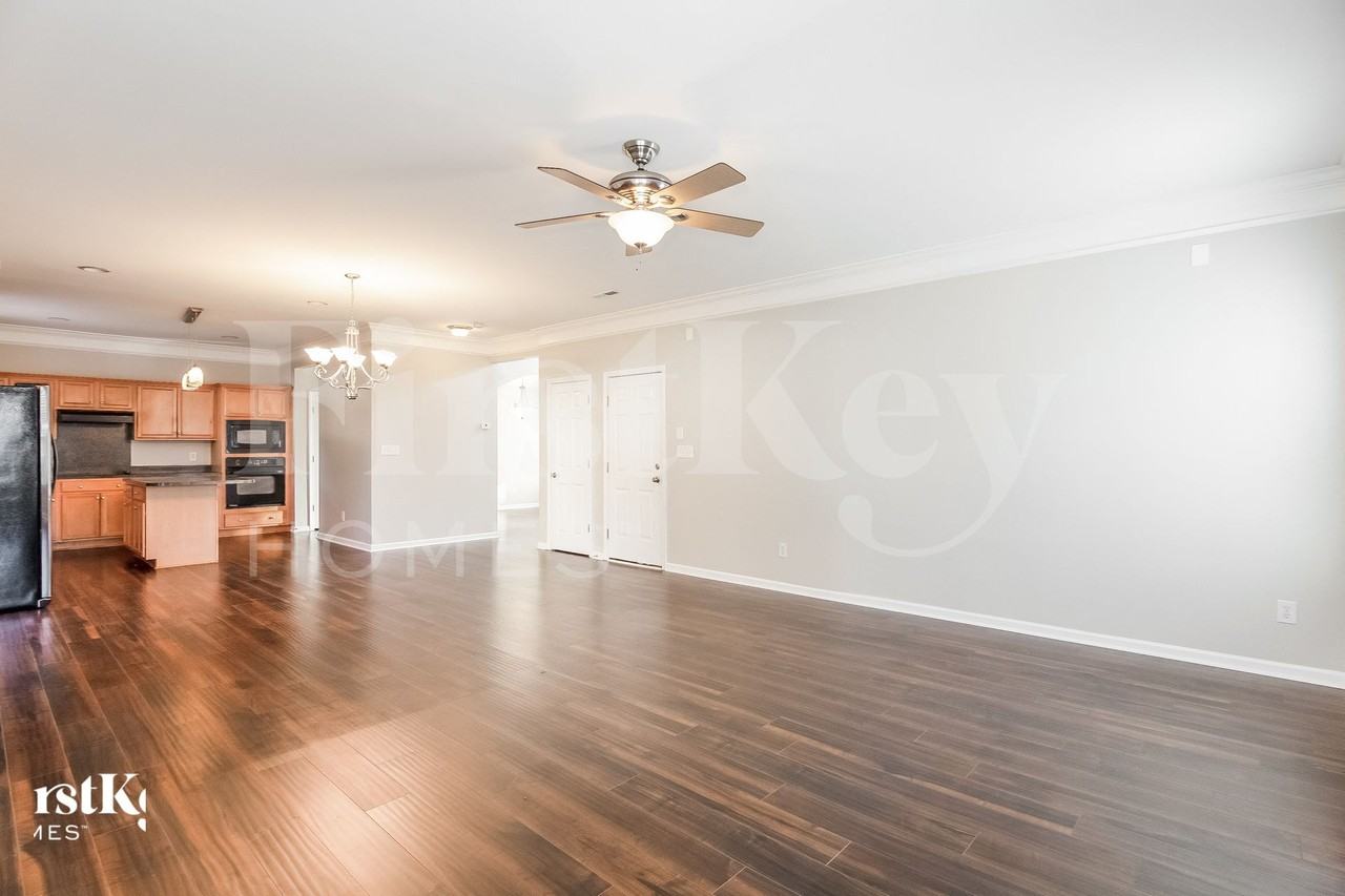 5398 Josephine Ln Sw - Photo 2 of 15