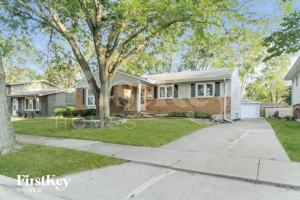 featured image of 454 Springfield St