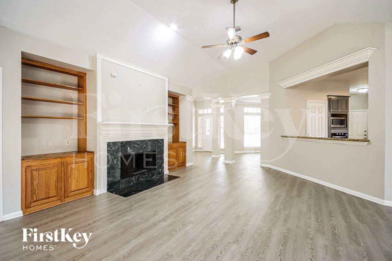 4030 Echo Mountain Dr - Photo 4 of 19