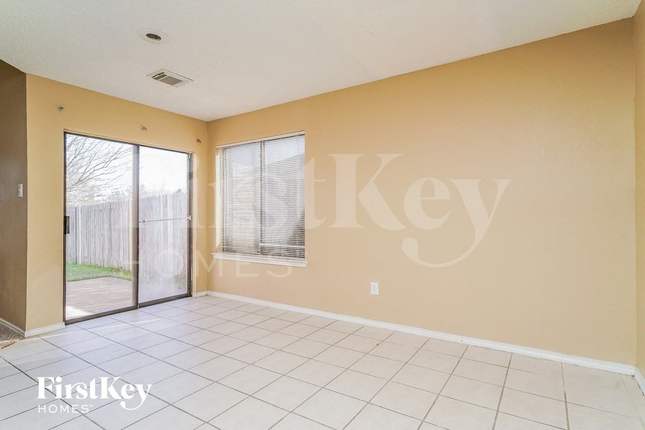 3934 Cochise Dr - Photo 7 of 15