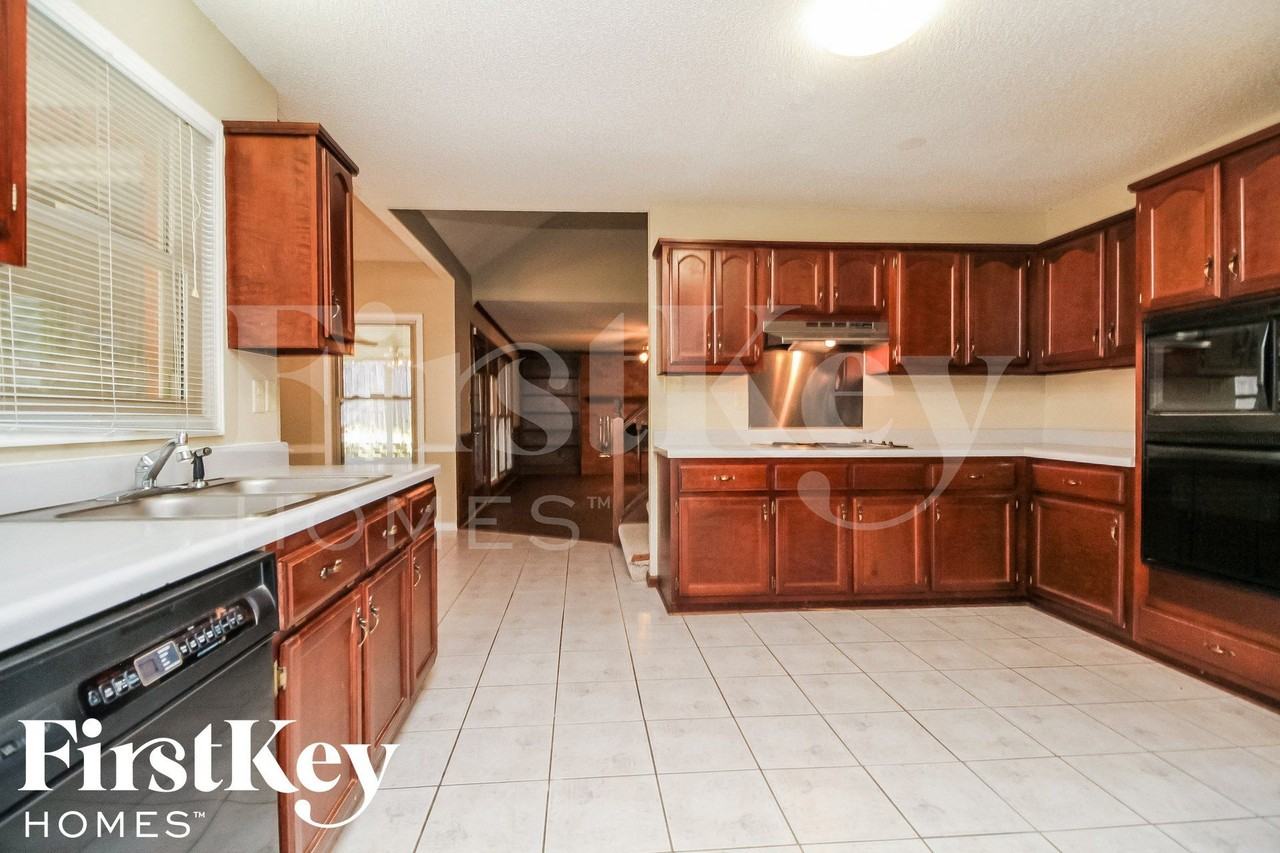 2672 Morning Woods Dr - Photo 7 of 15