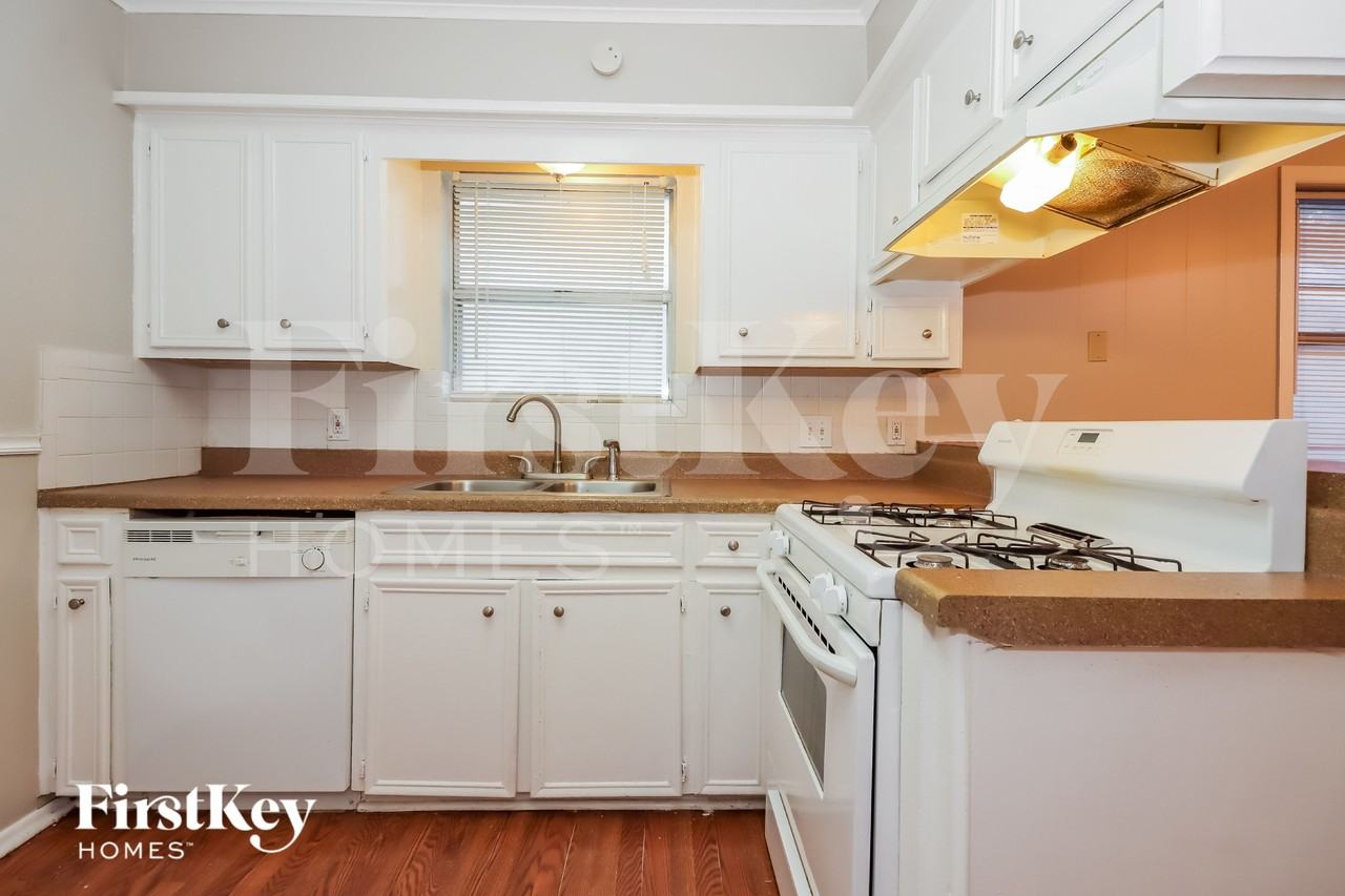 2518 S San Antonio St - Photo 6 of 15