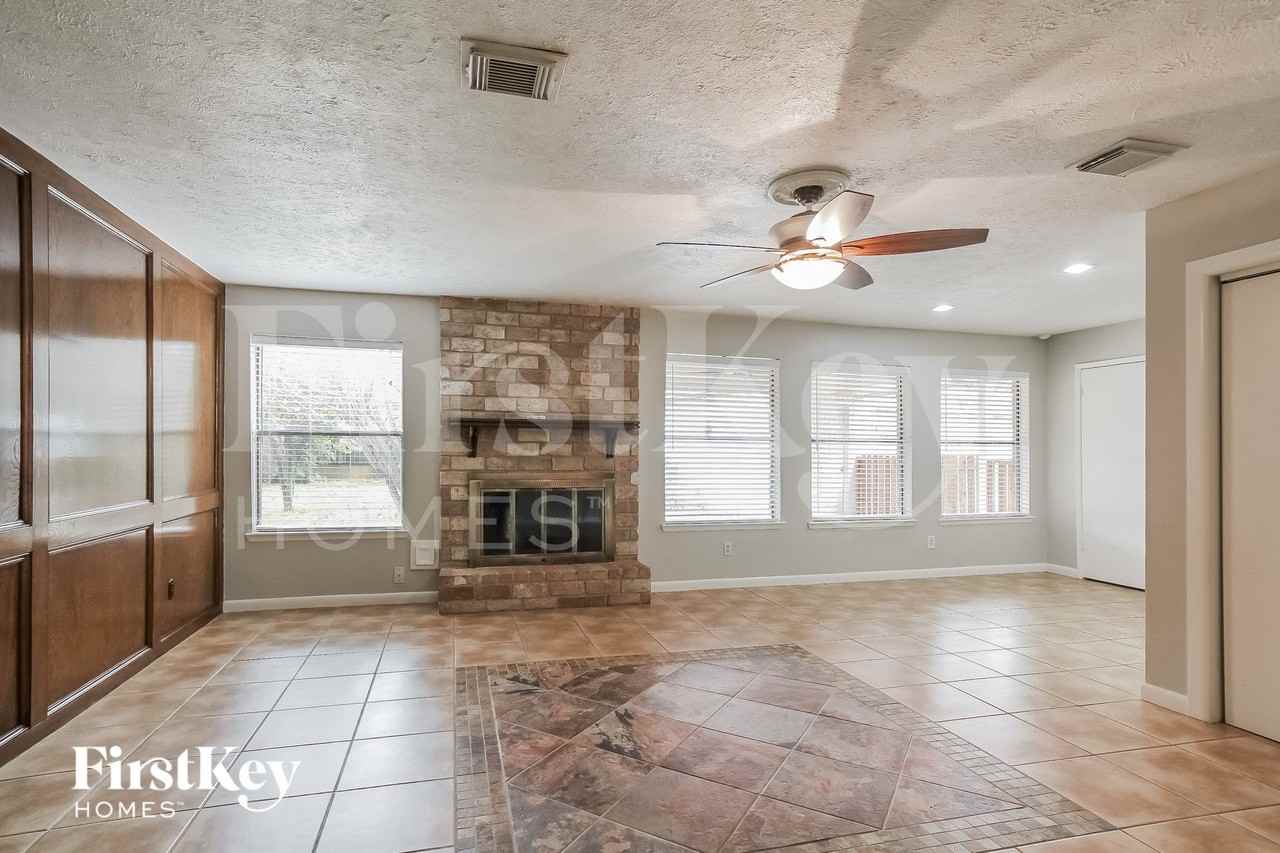 21419 Park Willow Dr - Photo 7 of 15