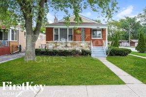 featured image of 14347 Woodlawn Ave