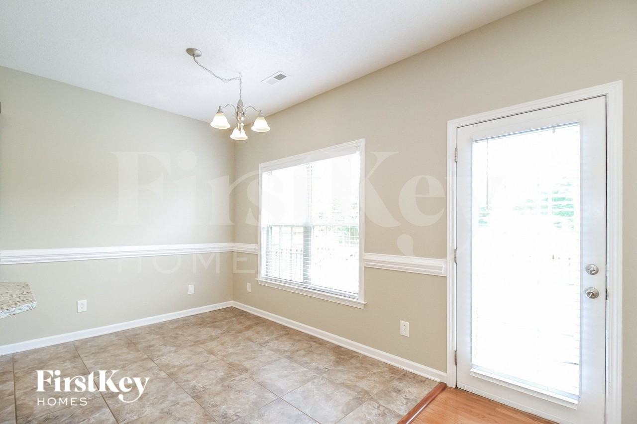 127 Scottsdale Ln - Photo 5 of 15