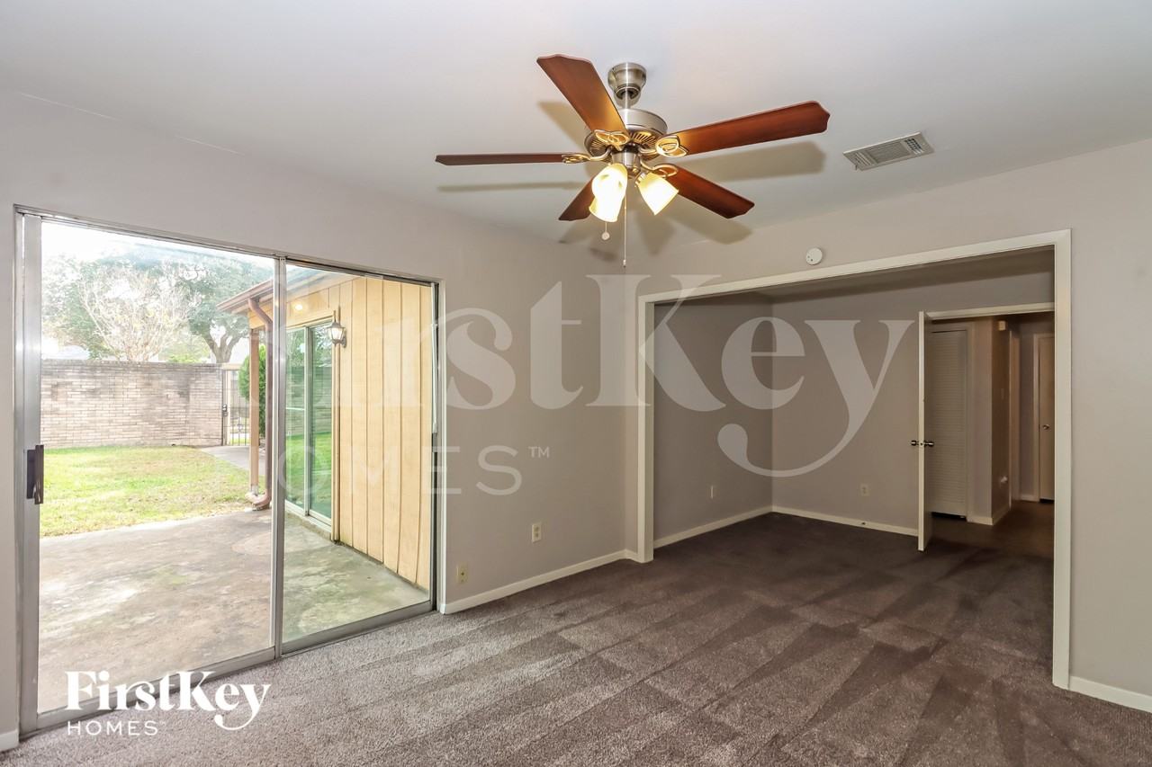 12426 Sungate Ln - Photo 6 of 15