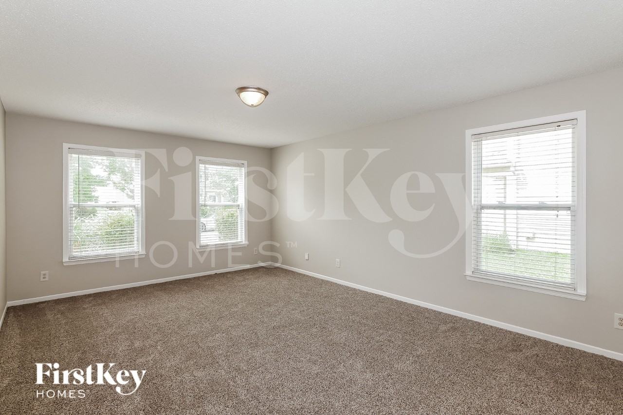 12238 Maize Dr - Photo 5 of 17
