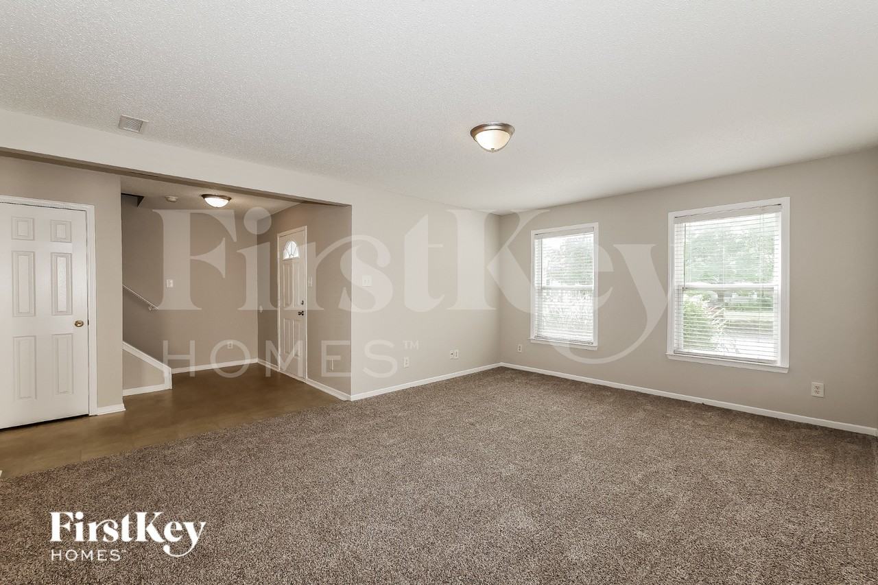 12238 Maize Dr - Photo 6 of 17