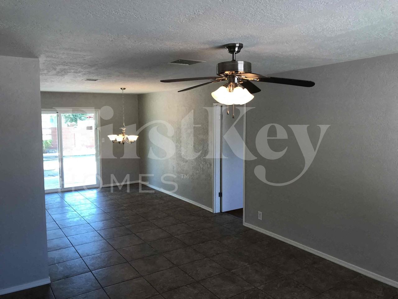 1205 W Highland Ave - Photo 2 of 18