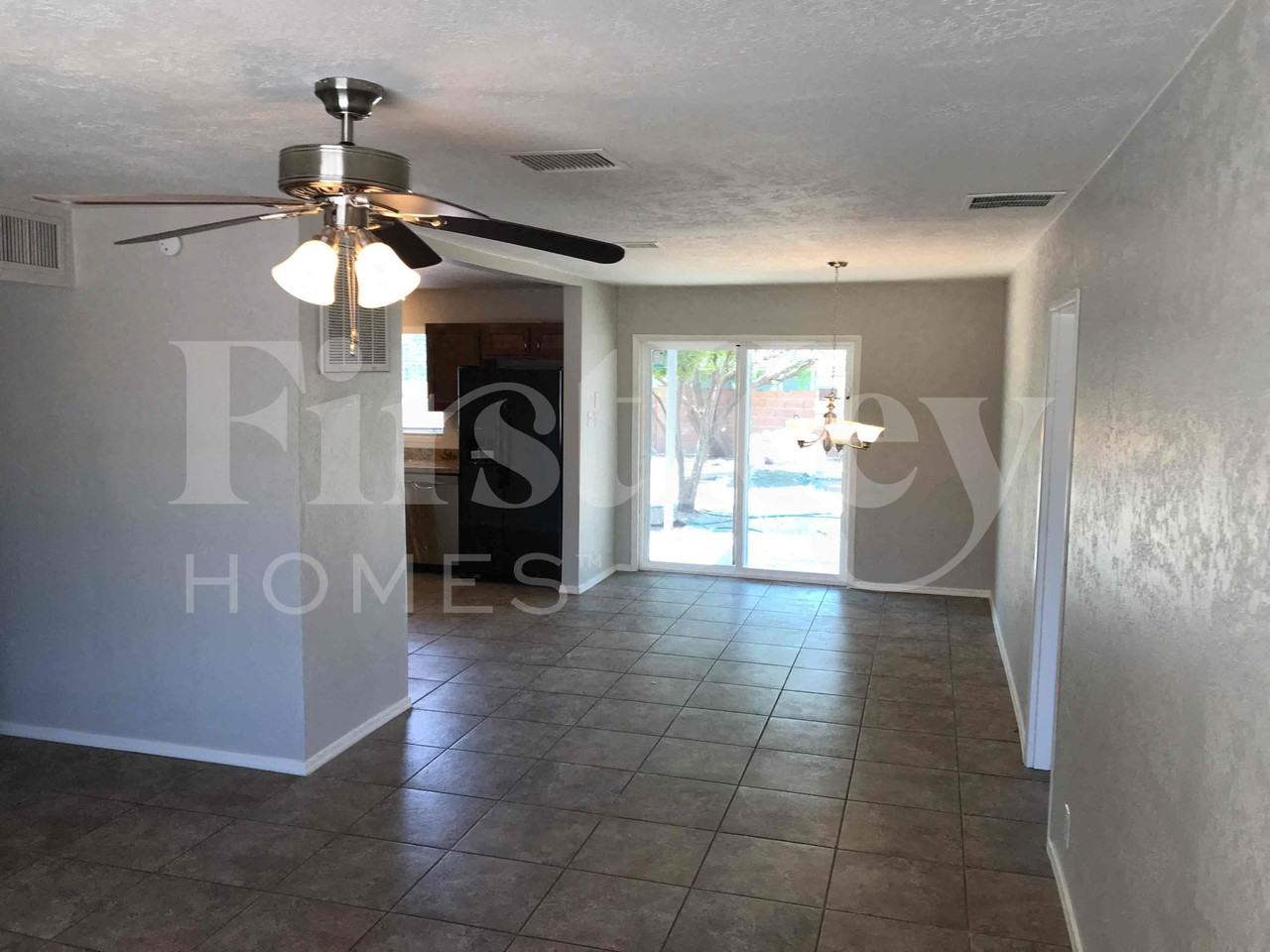 1205 W Highland Ave - Photo 3 of 18