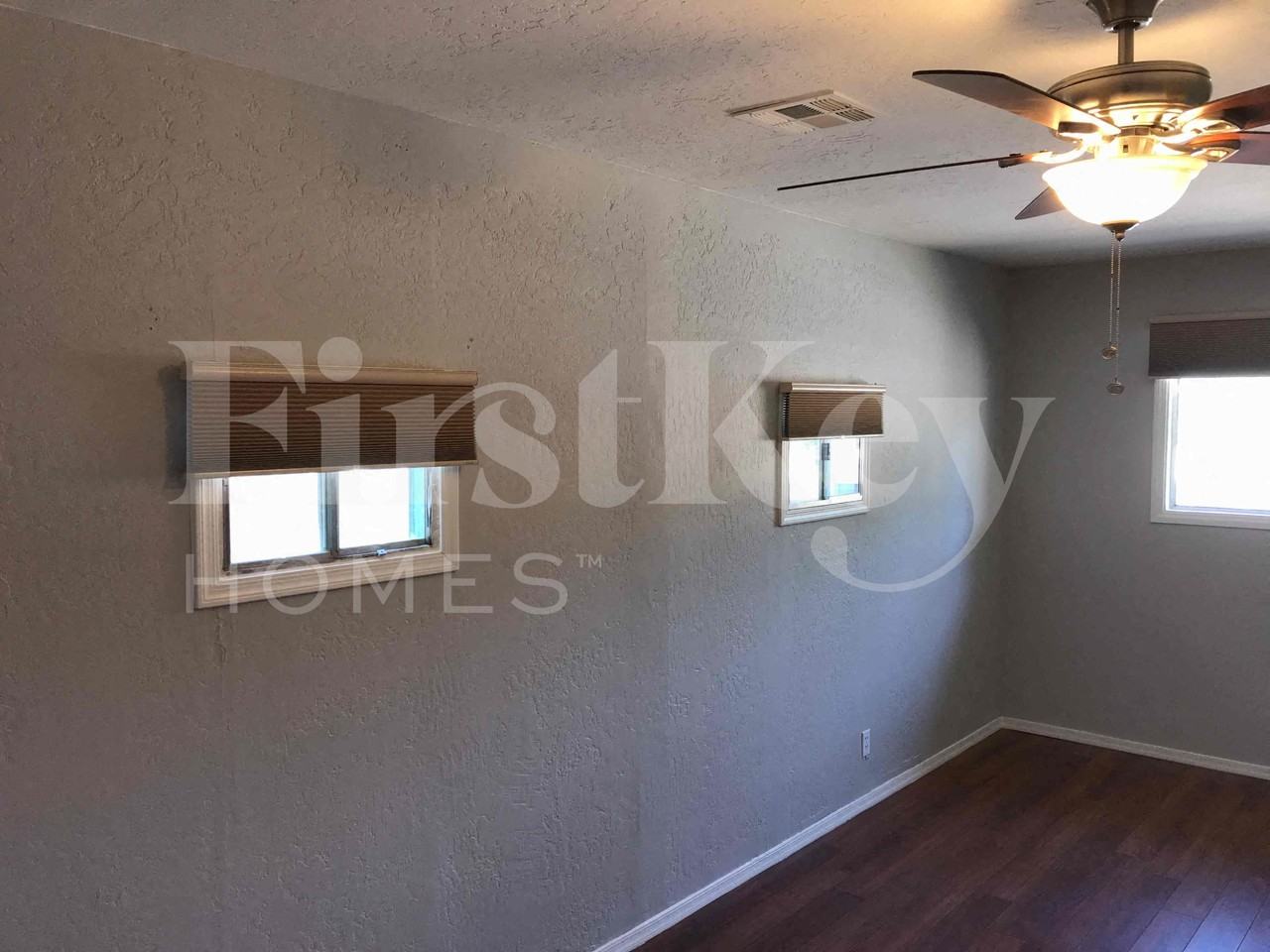 1205 W Highland Ave - Photo 6 of 18