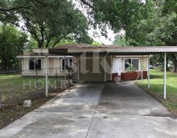 featured image of 1108 W Camp Cir