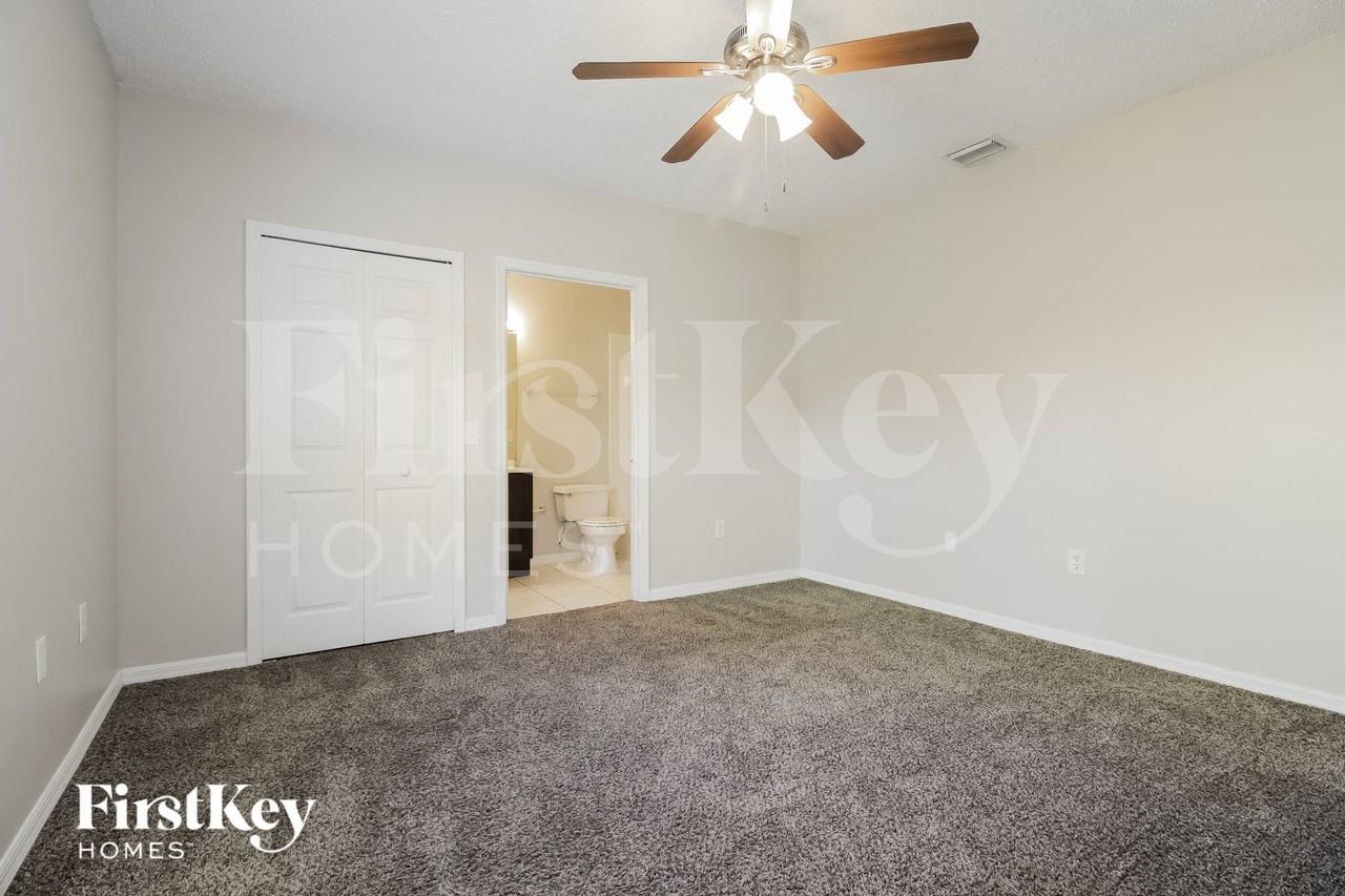 102 Flint St - Photo 7 of 15