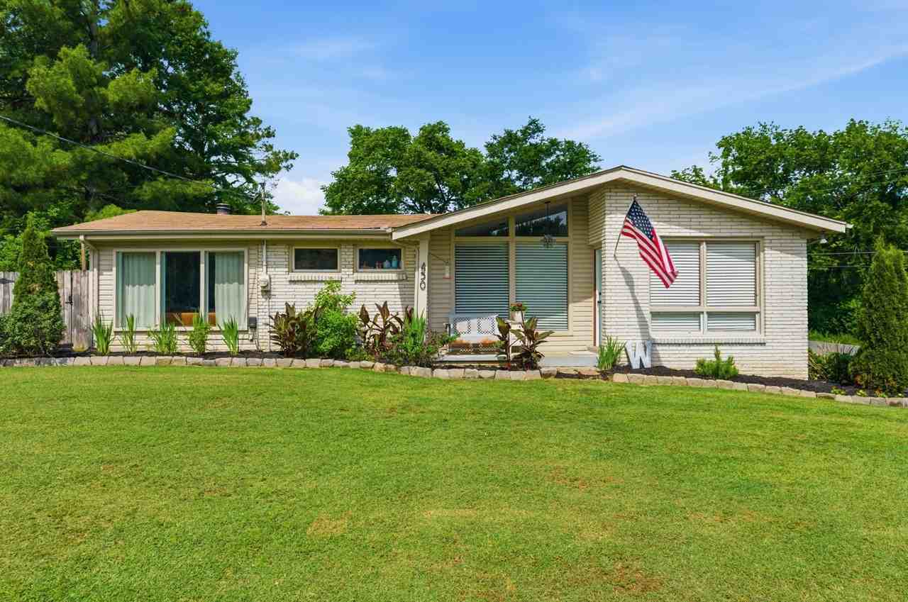 450 Sanders Ferry Rd - Photo 2 of 26
