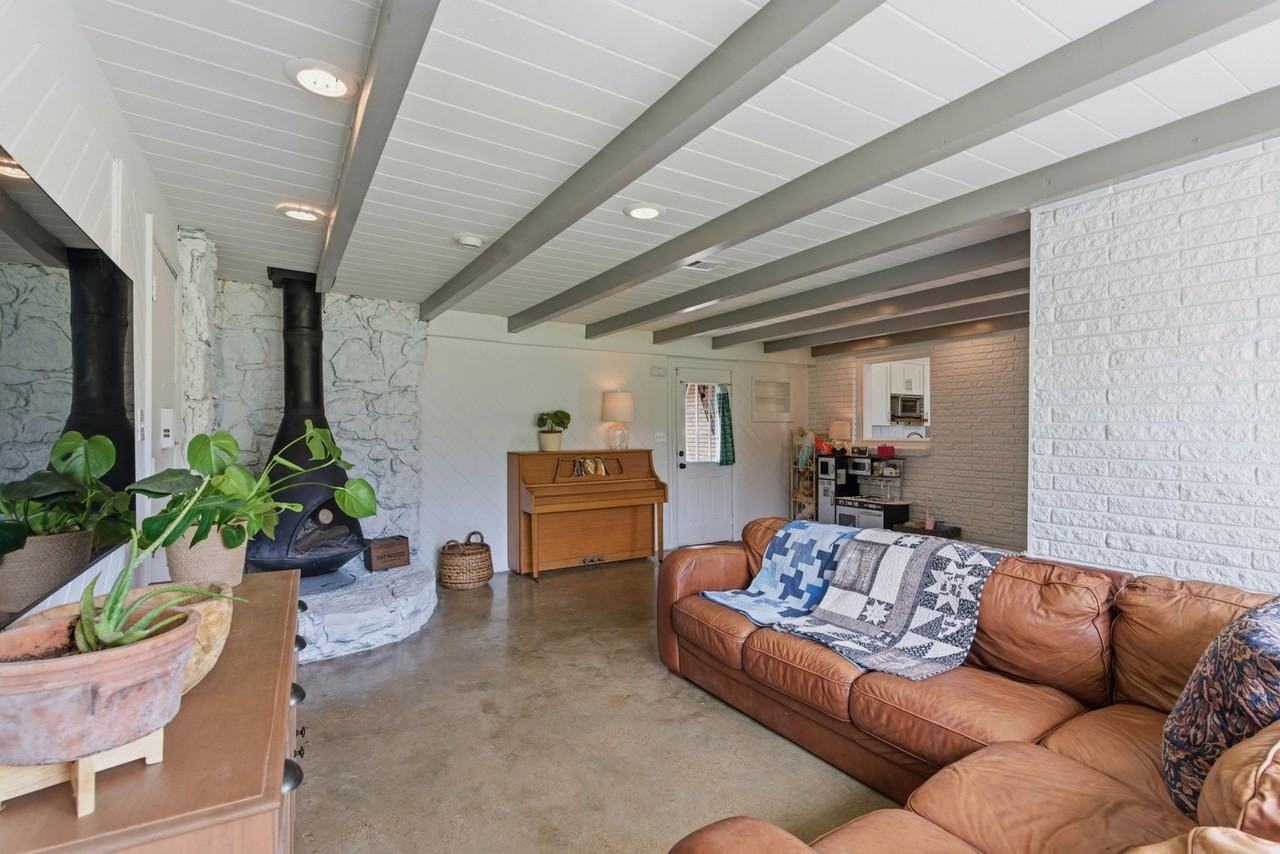 450 Sanders Ferry Rd - Photo 5 of 26