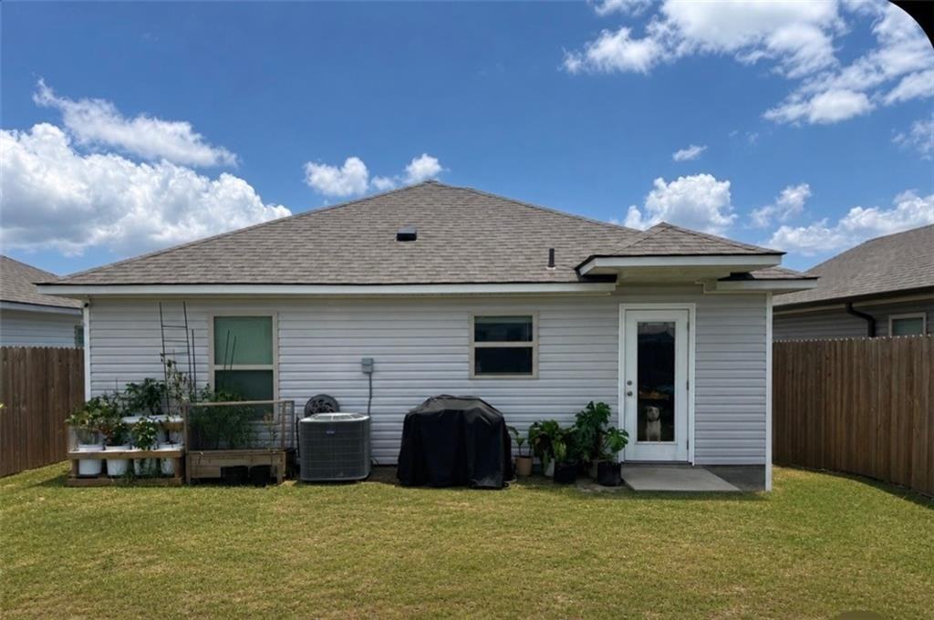 3874 Seagull Cir - Photo 3 of 11