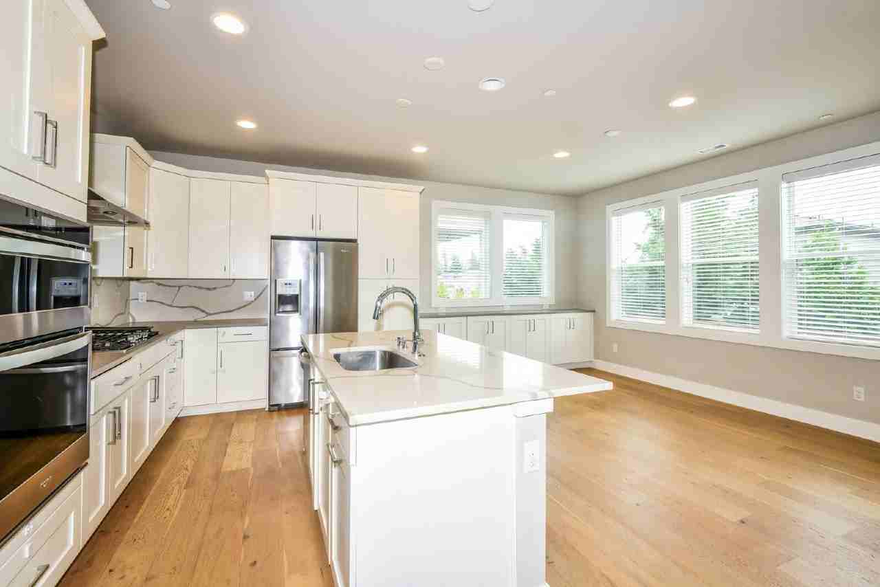 22124 44th Ave Se - Photo 3 of 15