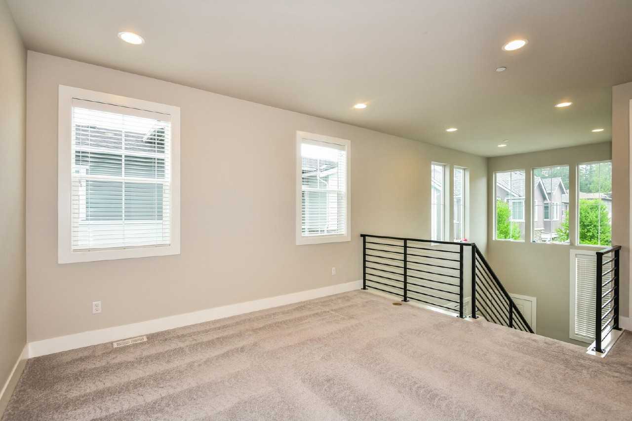 22124 44th Ave Se - Photo 7 of 15