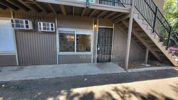 featured image of 3738 4th Ave #7