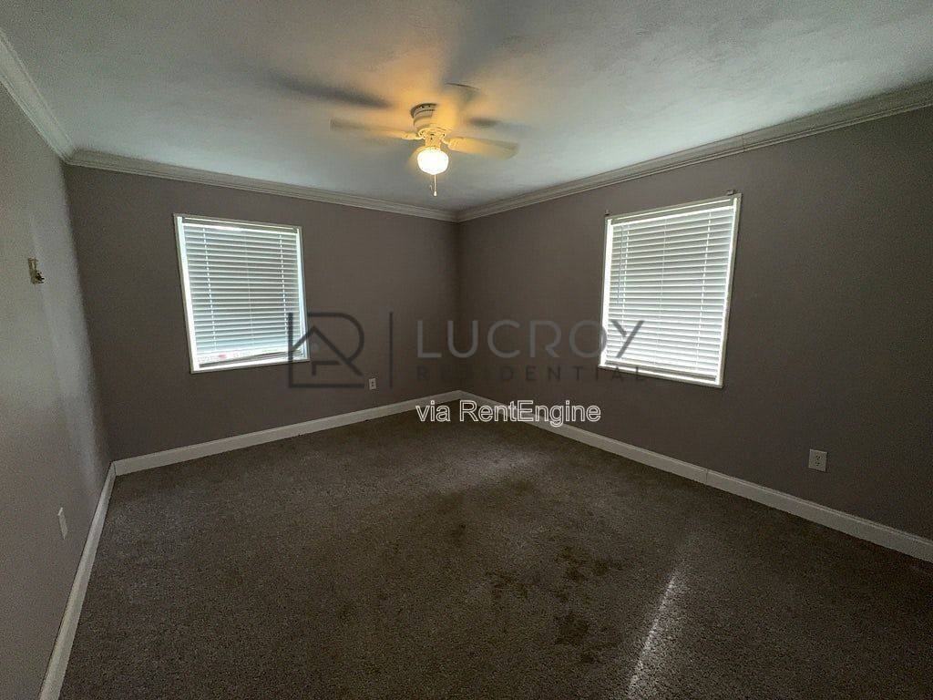 3030 Oak Forest Dr - Photo 5 of 10