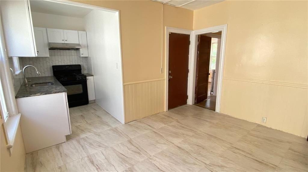 38 Atlantic Ave ##2 - Photo 3 of 12