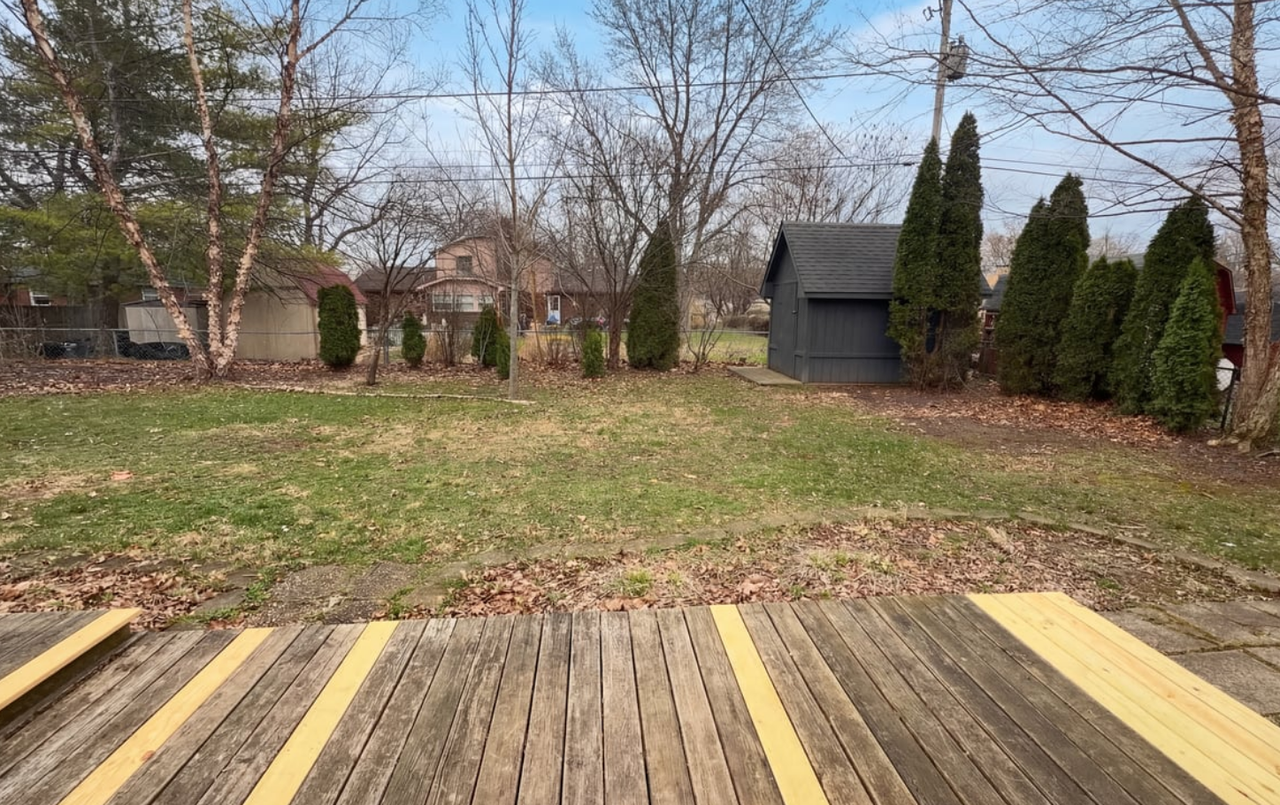 10209 Broadway St - Photo 6 of 21
