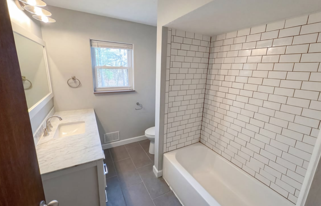 10209 Broadway St - Photo 7 of 21