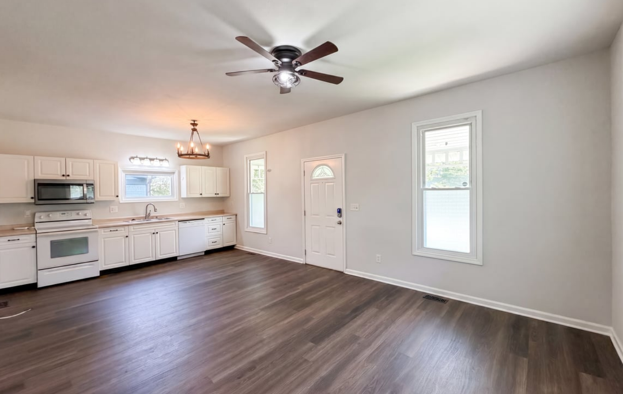 108 S Heflin St - Photo 7 of 15
