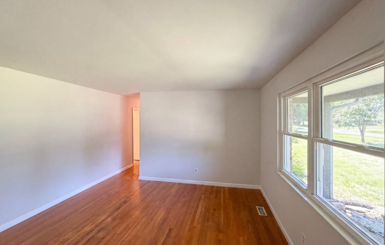 2883 S Wollenweber Rd - Photo 6 of 17