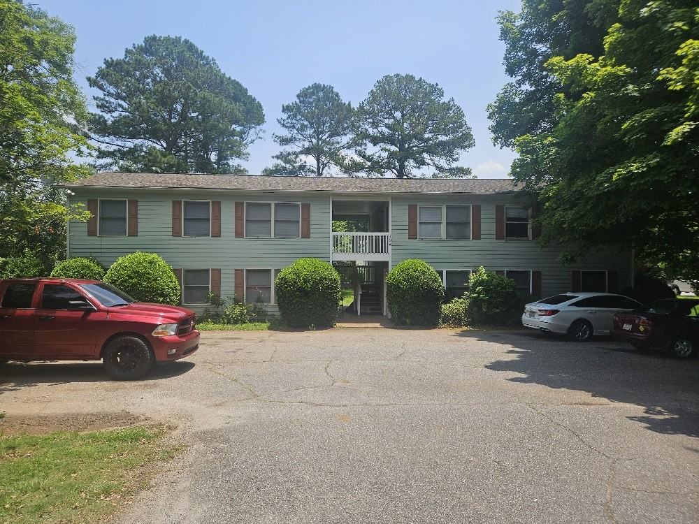 104 Mark Twain Cir #B - Photo 2 of 2