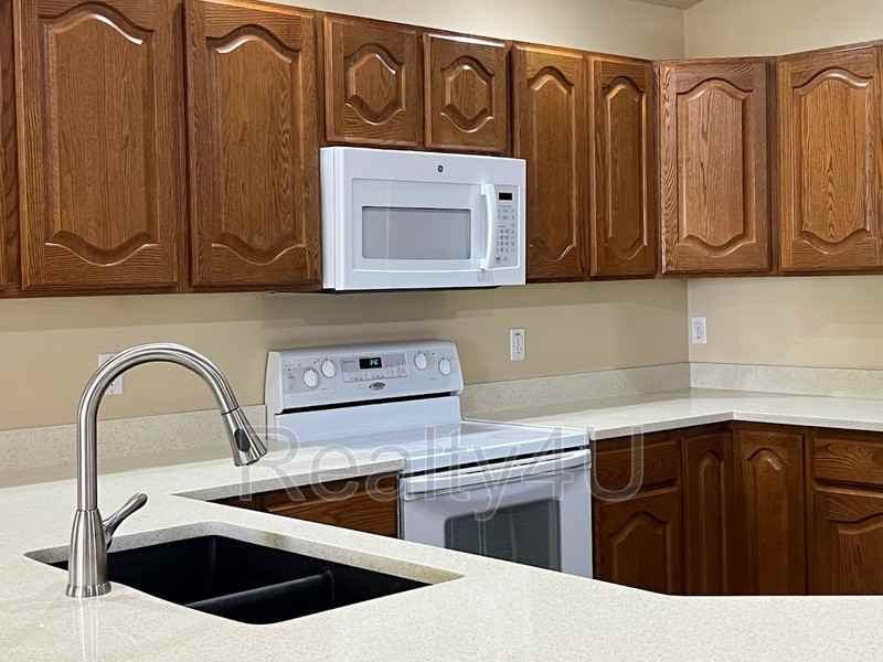 1385 Eastsouth - Photo 3 of 16
