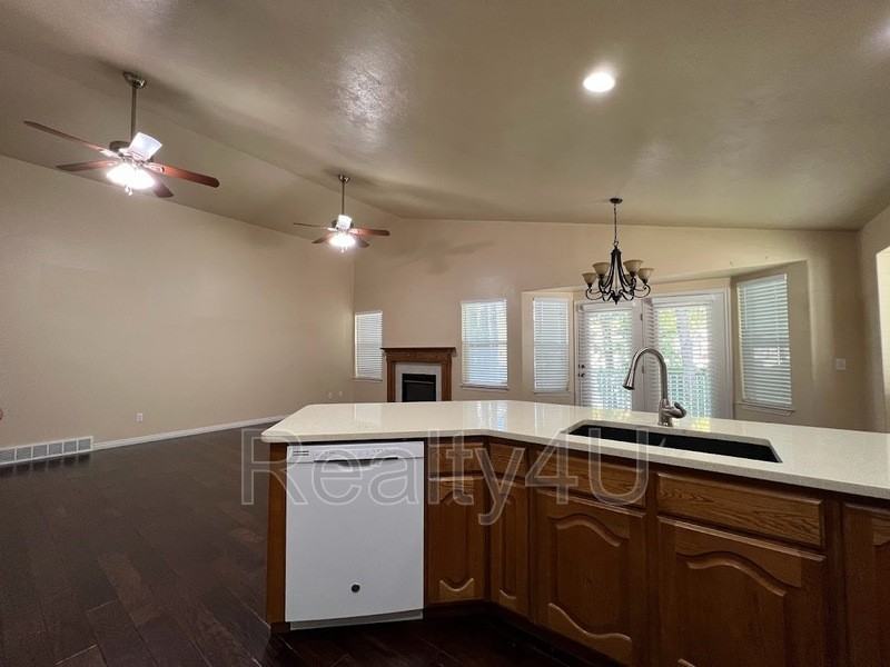 1385 Eastsouth - Photo 4 of 16
