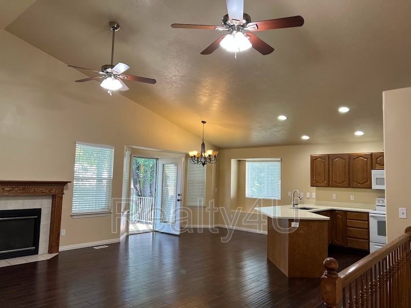 1385 Eastsouth - Photo 7 of 16