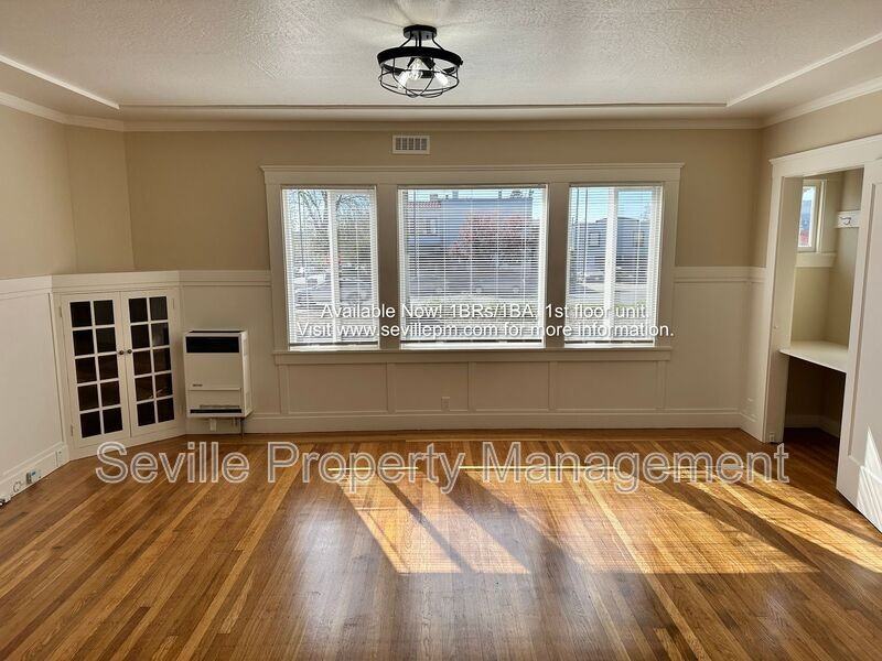 784 61st St - Photo 4 of 19