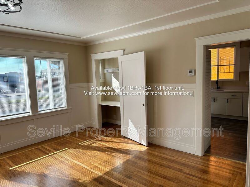 784 61st St - Photo 6 of 19