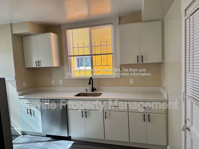 784 61st St - Photo 7 of 19