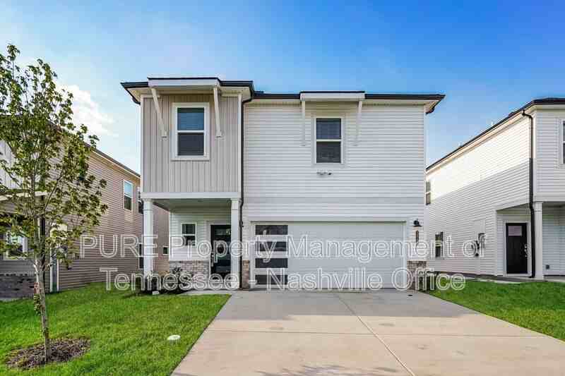 3889 Northbrook Dr - Photo 2 of 47