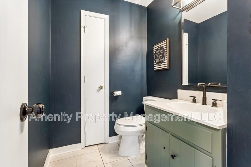 204 Granville Dr - Photo 6 of 27